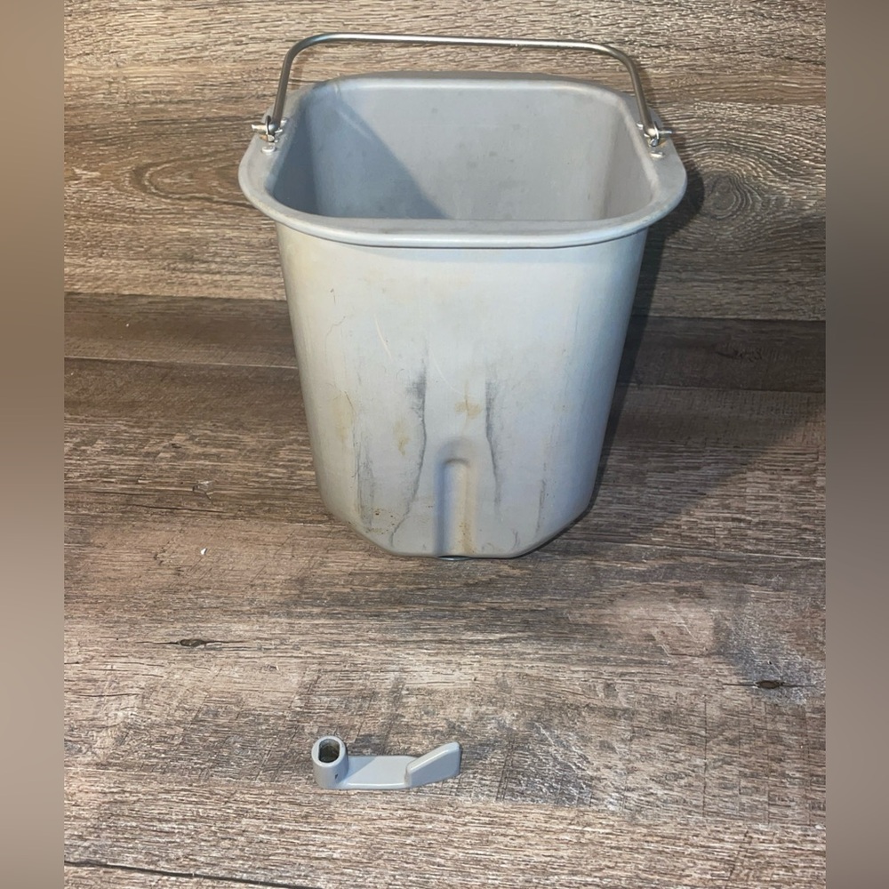 HITACHI Bread Maker Machine Pan and Paddle Replacement for Model HB-B101 HB-B102